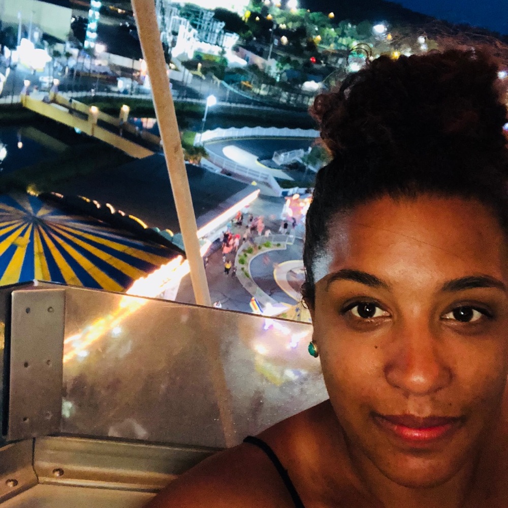 Meet your Posher, Vanessa